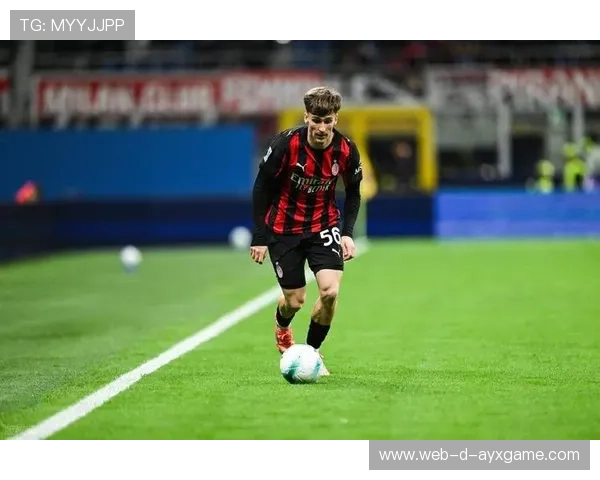 AC米兰禁区内几次转身射门造成威胁 AC米兰禁区内几次转身射门造成威胁