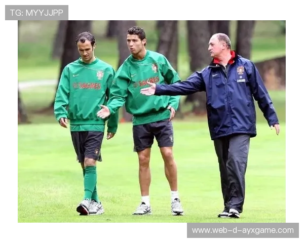 C罗与昔日队友线上互动重温经典进球