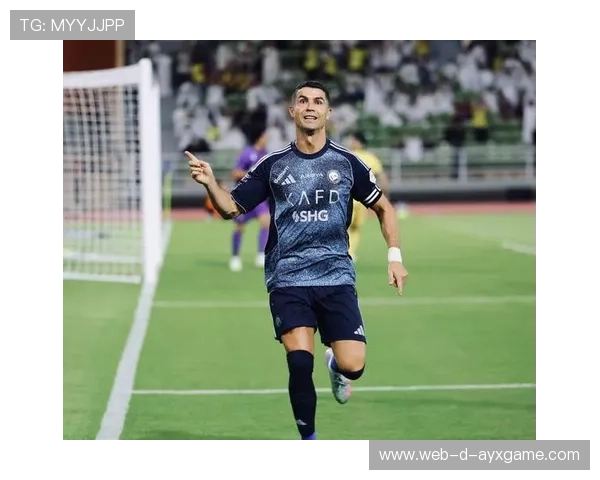 C罗接球半转身抽射破门,利雅得胜利狂飙 C罗接球半转身抽射破门,利雅得胜利狂飙