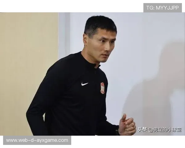 主帅因病临时缺席发布会，球队状态更添悬念